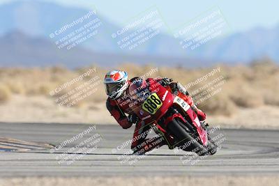 media/Dec-07-2025-CVMA (Sun) [[3e7d2de5dc]]/Race 9-Formula UL Shootout/